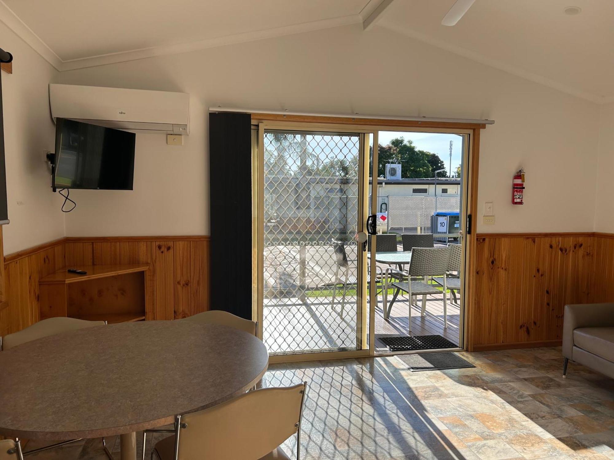BIG4 Mildura Getaway Hotel Bagian luar foto